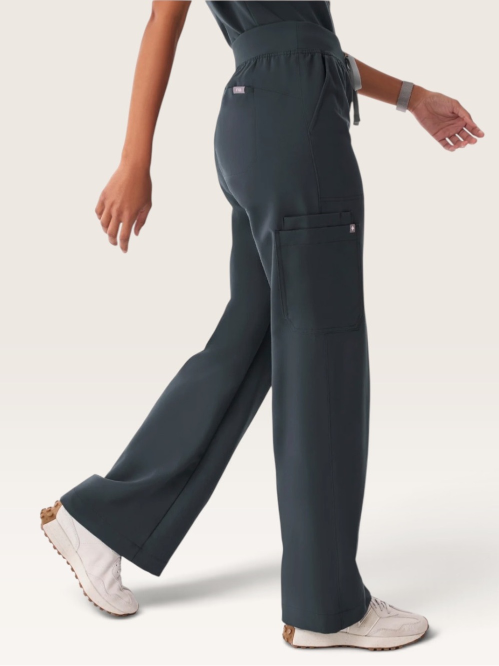 Figs Isabel Wide Leg Scrub Pants - Picture 2 of 11
